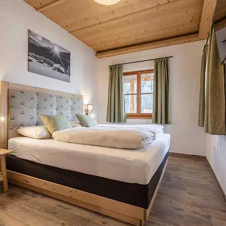 Premium Tauernstyle Golling *